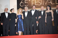Emily Hampshire, Sarah Gadon, David Cronenberg, Robert Pattinson, Juliette Binoche 