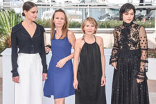 Ariane Labed, Delphine Coulin, Muriel Coulin, Soko (Stephanie Sokolinski)