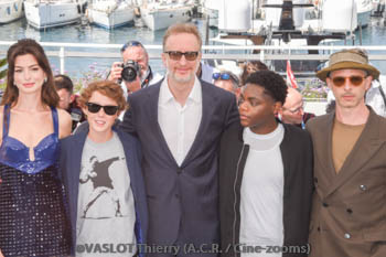 Anne Hathaway, Michael Banks Repeta, James Gray, Jaylin Webb and Jeremy Strong Anne Hathaway, Michael Banks Repeta, James Gray, Jaylin Webb and Jeremy Strong