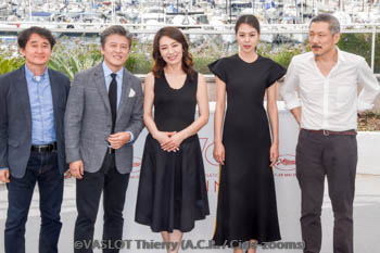 Kim Hyung-koo, Kwon Hae-hyo, Cho Yun-hee, Kim Min-hee, Hong Sangsoo Kim Hyung-koo, Kwon Hae-hyo, Cho Yun-hee, Kim Min-hee, Hong Sangsoo