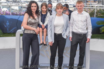 Louise Courvoisier, Luna Garret, Maïwene Barthelemy, Clément Faveau Louise Courvoisier, Luna Garret, Maïwene Barthelemy, Clément Faveau