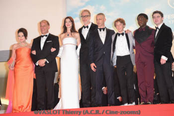 Tovah Feldshuh, Anne Hathaway, James Gray, Jeremy Strong, Jaylin Webb, Michael Banks Repeta, Ryan Sell