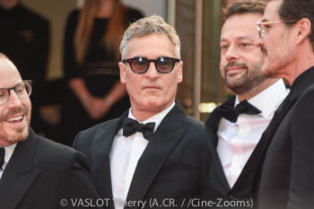 Joel Edgerton, Lars Knudsen