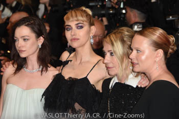 Esmé Creed-Miles, Imogen Poots, Kim Gordon, Thora Birch 
