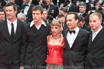 Scott O'Donnell, Harris Dickinson, Megan Northam, Frank Dillane, Archie Pearch