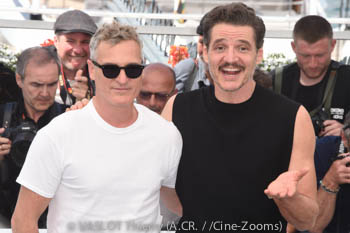 Joaquin Phoenix, Pedro Pascal