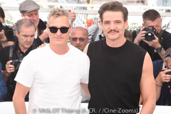 Joaquin Phoenix, Pedro Pascal