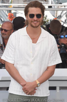 Luke Grimes 013.jpg