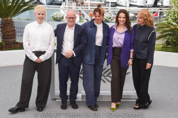Présidente Jury « Un Certain Regard »  Molly Manning Walker, Directeur du festival Thierry Frémaux, Présidente jury « Camera d'Or »  Alice Rohrwacher, Présidente Jury Juliette Binoche, Présidente jury court-métrage Maren Ade