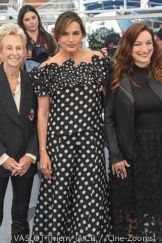 Lauran Bromley, Mariska Hargitay, Trish Adlesic