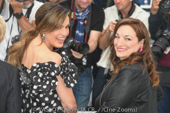 Mariska Hargitay, Trish Adlesic
