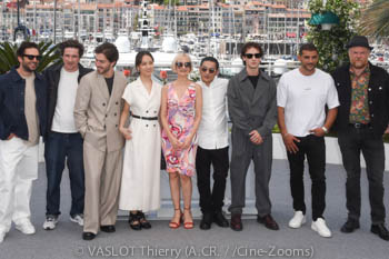 Pio Marmaï, Joseph Olivennes, Panayotis Pascot, Lucie Zhang, Maria de Medeiros, Xianzeng Pan, Nemo Schiffman, Sofiane Zermani, Vincent Maël Cardona