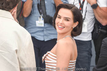 Zoey Deutch