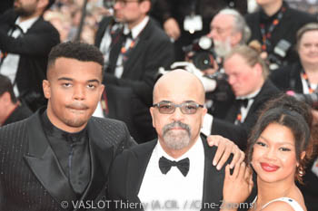 Elijah Wright, Jeffrey Wright,  Juno Wright