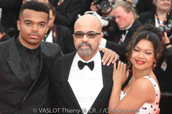 Elijah Wright, Jeffrey Wright,  Juno Wright