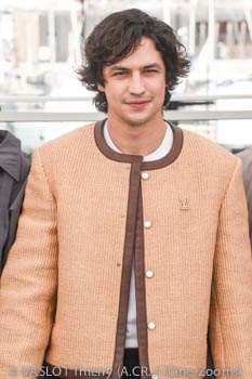 Gabriel Leone