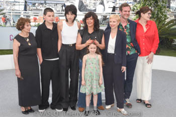 Josiane Stoléru, Eve Yelmani, Liliane Sanrey-Baud, Romane Bohringer, Clémentine Autain, Denis Carot, Sophie Révil