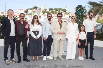 Philippe Martin, Vahid Mobasseri, Hadis Pakbaten, Majid Panahi, Jafar Panahi, Maryam Afsharimovahed, Delnaz Najafi, Ebrahim Azizi 