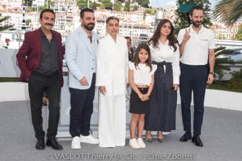 Vahid Mobasseri, Majid Panahi, Maryam Afsharimovahed, Delnaz Najafi, Hadis Pakbaten, Ebrahim Azizi