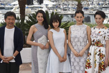 Kore-Eda Horokazu, Masami Nagasawa, Suzu Hirose, Haruka Ayase, Kaho 