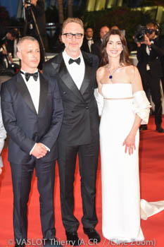 Jeremy Strong, James Gray, Anne Hathaway