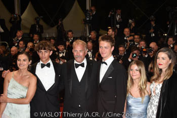 Annie Costner, Cayden Wyatt Costner, Kevin Costner, Grace Avery Costner, Hayes Logan Costner, Lily Costner