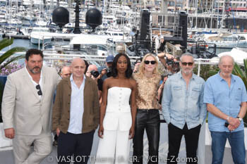 Denis Ménochet, Rolando Ravello, Nikki Amuka-Bird, Cate Blanchett, Roy Dupuis, Charles Dance 