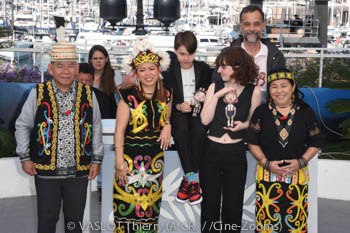 Komeok Joe, Sailyvia Paysan, Martin Verset, Babette De Coster, Claude Barras, Nelly Tungang