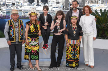 Komeok Joe, Sailyvia Paysan, Martin Verset, Babette De Coster, Claude Barras, Nelly Tungang, Laetitia Dosch 