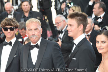 Hayes Costner, Grace Avery Costner, Kevin Costner, Cayden Wyatt Costner, Annie Costner 