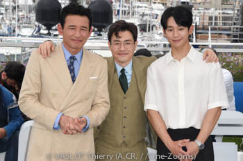 Hwang Jeong-min, Ryoo Seung-wan, Jung Hae-in