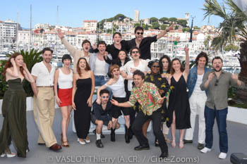 Héloïse Janjaud, Adrien Dewitte, Mathilde Auneveux, Vanessa Guide, Sam Chemoul, Laetitia Pansanel, Tristan Pellegrino, Eliott Margueron, Merwane Tajouiti, Florian Lesieur, Liza Alegria Ndikita, Adib Cheikhi, Solange Sylva, Nina Meurisse, Abraham Wapler, Léon Plazol 