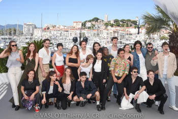Héloïse Janjaud, Adrien Dewitte, Mathilde Auneveux, Vanessa Guide, Sam Chemoul, Laetitia Pansanel, Tristan Pellegrino, Eliott Margueron, Merwane Tajouiti, Florian Lesieur, Liza Alegria Ndikita, Adib Cheikhi, Solange Sylva, Nina Meurisse, Abraham Wapler, Léon Plazol 