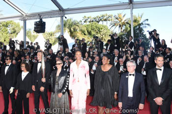 Arnaud Assoumani, Nélia Barbosa, Alexis Hanquinquant, Marie Patouillet, Iliana Rupert, Marie Jo Perec, Thierry Rey, Tony Estanguet 
