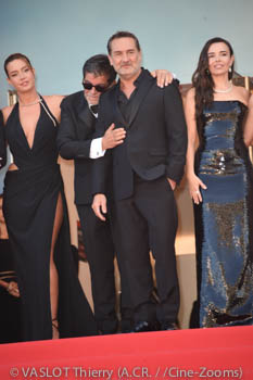 Adèle Exarchopoulos, Alain Attal, Gilles Lellouche, Élodie Bouchez