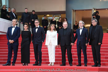 Alexandre Desplat, Dominique Lemonnier, Florence Gastaud, Michel Hazanavicius, Dominique Blanc, Grégory Gadebois, Serge Hazanavicius, Patrick Sobelman