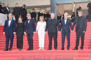 Alexandre Desplat, Dominique Lemonnier, Florence Gastaud, Michel Hazanavicius, Dominique Blanc, Grégory Gadebois, Serge Hazanavicius, Patrick Sobelman