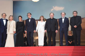 Alexandre Desplat, Dominique Lemonnier, Florence Gastaud, Michel Hazanavicius, Dominique Blanc, Grégory Gadebois, Serge Hazanavicius, Patrick Sobelman