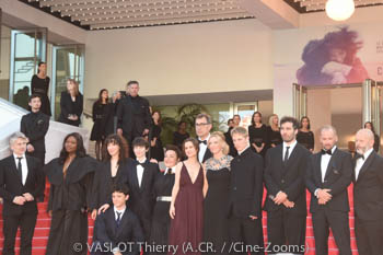 Stanislas Merhar, Guslagie Malanda, Mathilde Riu, Côme Peronnet, Solàn Machado-Graner, Sandra Colombo, Dominik Moll, Mathilde Roehrich, Léa Drucker, Valentin Campagne, Theo Costa - Marini, Jonathan Turnbull, Gilles Marchand