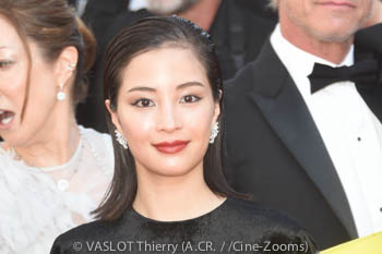 Suzu Hirose