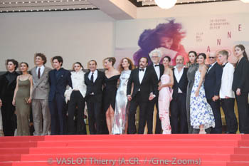 Ariadna Cabrol, Zinedine Soualem, Cécile de France, Julia Piaton, Vincent Macaigne, Santiago Amigorena, Suzanne Lindon, Cédric Klapisch, Sara Giraudeau, Cassandra Cano, Bruno Levy, Valentin Campagne