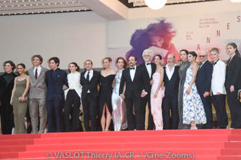 Ariadna Cabrol, Zinedine Soualem, Cécile de France, Julia Piaton, Vincent Macaigne, Santiago Amigorena, Suzanne Lindon, Cédric Klapisch, Sara Giraudeau, Cassandra Cano, Bruno Levy, Valentin Campagne