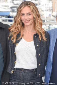Cécile De France