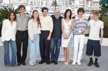 Raïka Hazanavicius, Vassili Schneider, Angele Garnier, Abraham Wapler, Cédric Klapisch, Suzanne Lindon, Paul Kircher, Valentin Campagne