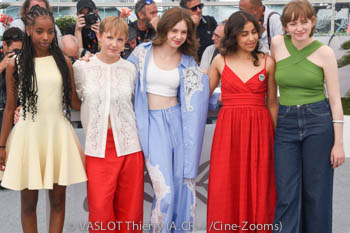 Lucie Laruelle, Janaïna Halloy, Babette Verbeek, Samia Hilmi, Elsa Houben