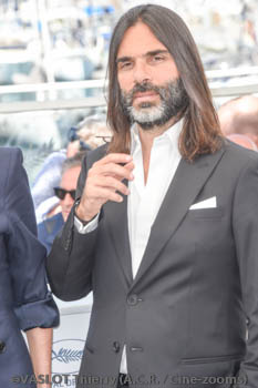 KHALED MOUZANAR