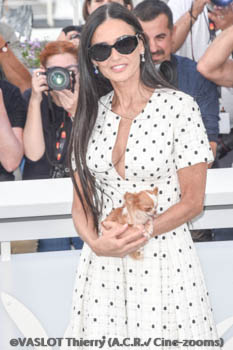 Demi Moore et son chien Pilaf