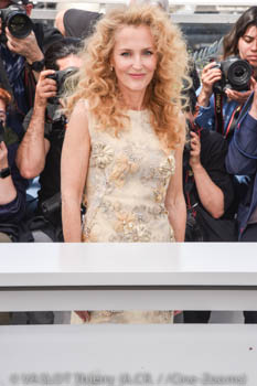 Gillian Anderson
