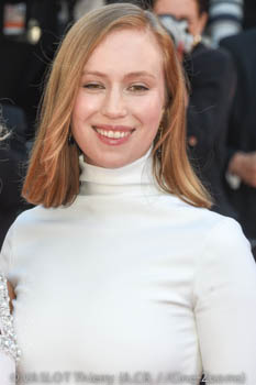 Hannah Einbinder