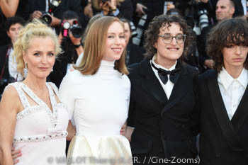 Gillian Anderson, Hannah Einbinder, Jane Schoenbrun, Brigette Lundy-Paine 